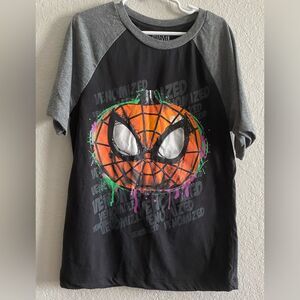 Marvel NEW Spider-Man Halloween Pumpkin Short Sleeve Raglan T-shirt Medium 8